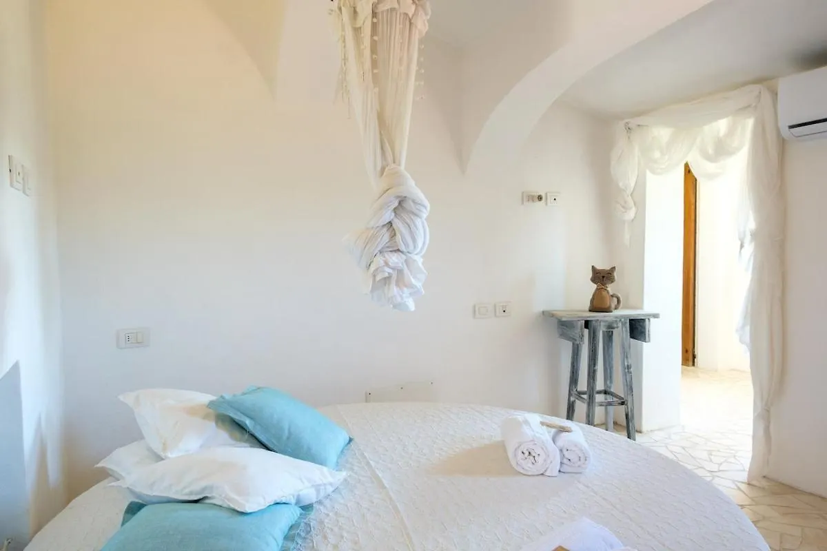 Romantic House With Bathtub In Room 5 Min Porto Cervo 圣帕特雷拉