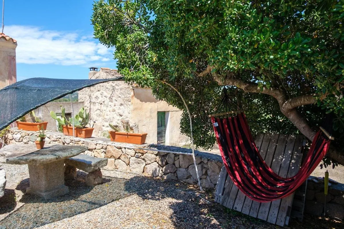 Romantic House With Bathtub In Room 5 Min Porto Cervo San Pantaleo Italie