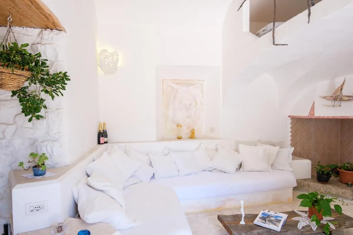 Romantic House With Bathtub In Room 5 Min Porto Cervo San Pantaleo